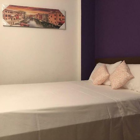 Venice Night 25 Hotel Mestre Bagian luar foto